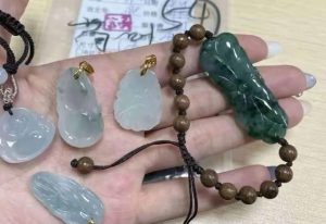 翡翠直播间的套路：为什么便宜，有什么套路？-趣丸网