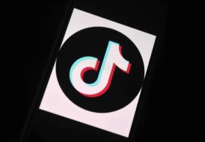 抖音直播间点赞2000万提现多少,抖音直播间点赞二百万提现多少-趣丸网