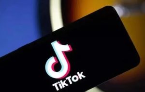 跨境电商是不是诈骗？揭秘背后的真相与机遇-趣丸网